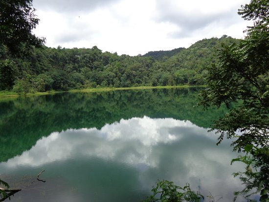 Danau Maharani Sumba