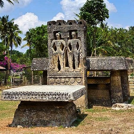 Makam Megalitikum di Kampung Adat Pasunga
