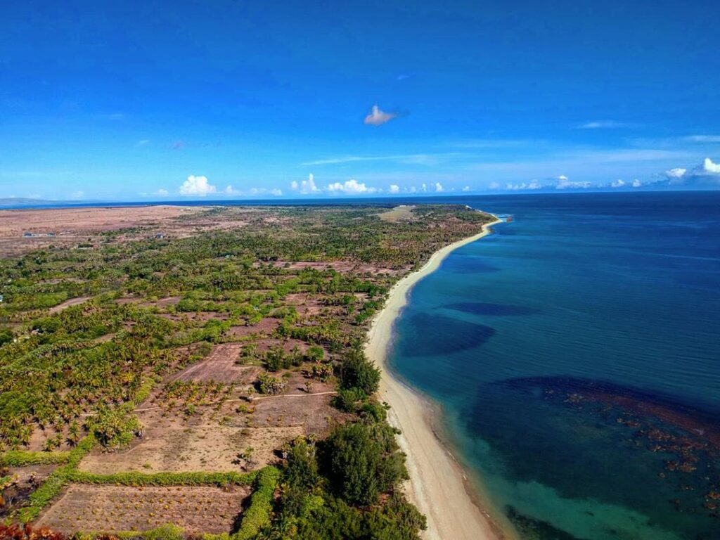 Pantai Laipori di Sumba Timur. Foto: instagram/sumba_drone