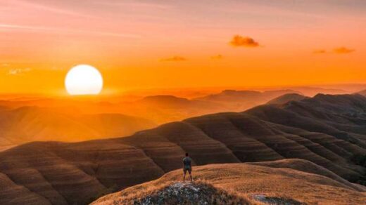 Sunset di Bukit Ndapayami
